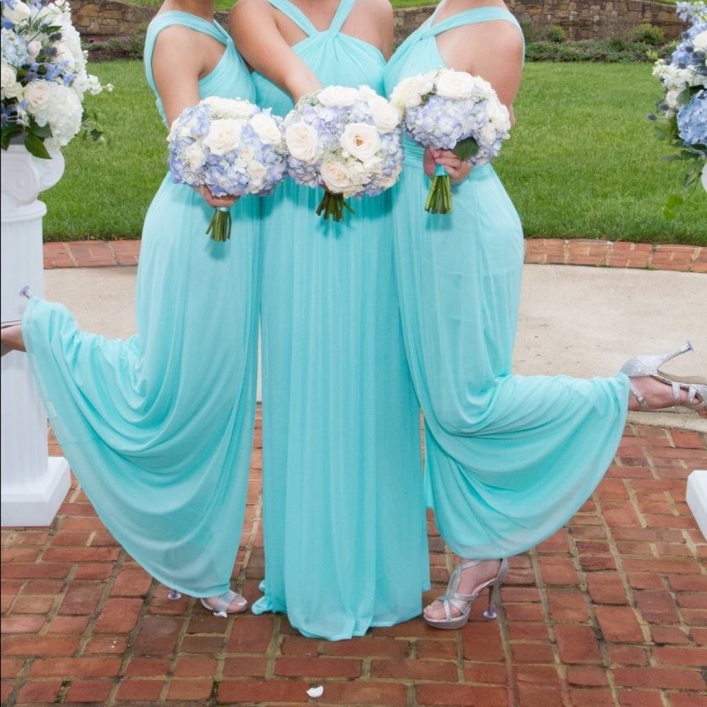 Spa blue David’s Bridal bridesmaid dress